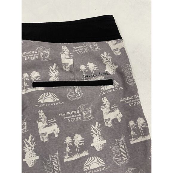 Travis Mathew El Fiestro Board Shorts Size 32 5 O’clock Beer‎ Print - Picture 5 of 8